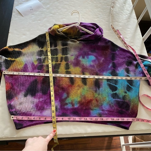 Aqua Geode Tie Dye Sweater Hoodie Womens Size Small Pullover Upcycled Handmade - Picture 6 of 8